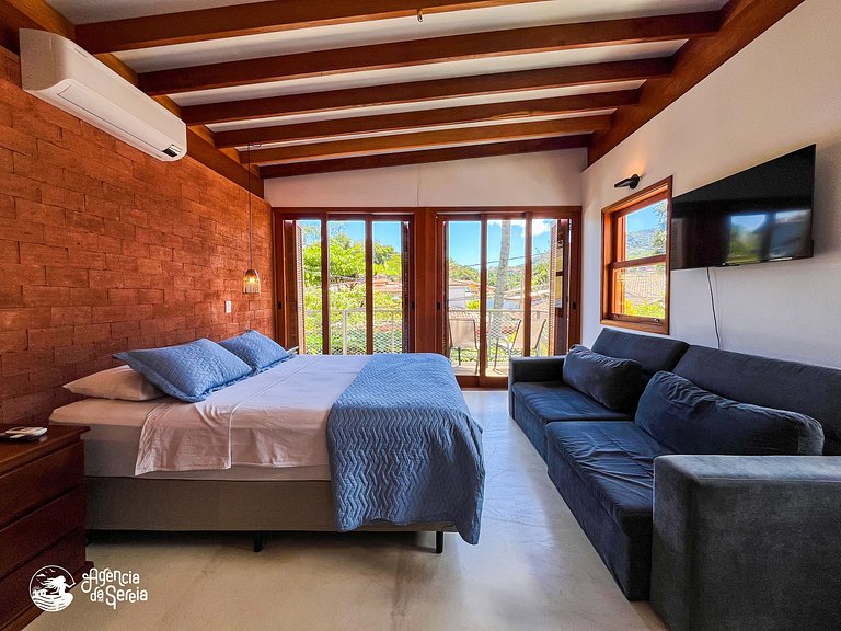 Casa c/ hidro em Ilhabela a poucos metros da praia