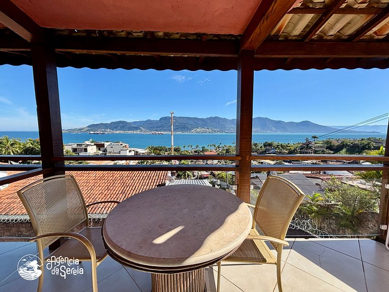 Studio aconchegante com vista e perto do mar