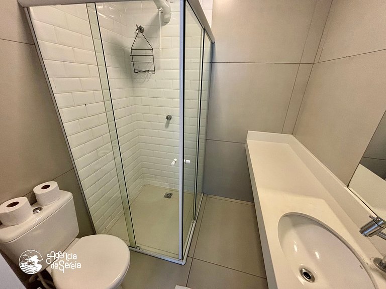 Studio a 500m da praia com piscina no condomínio