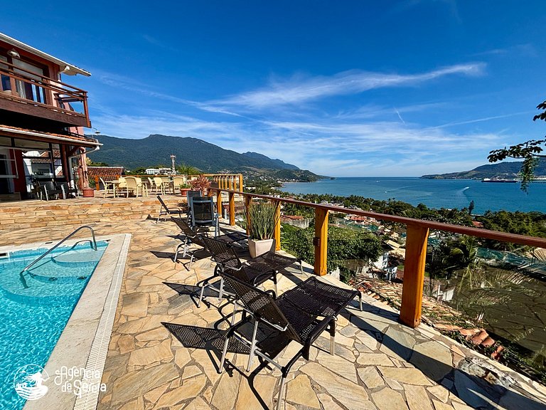 Studio a 500m da praia com piscina no condomínio