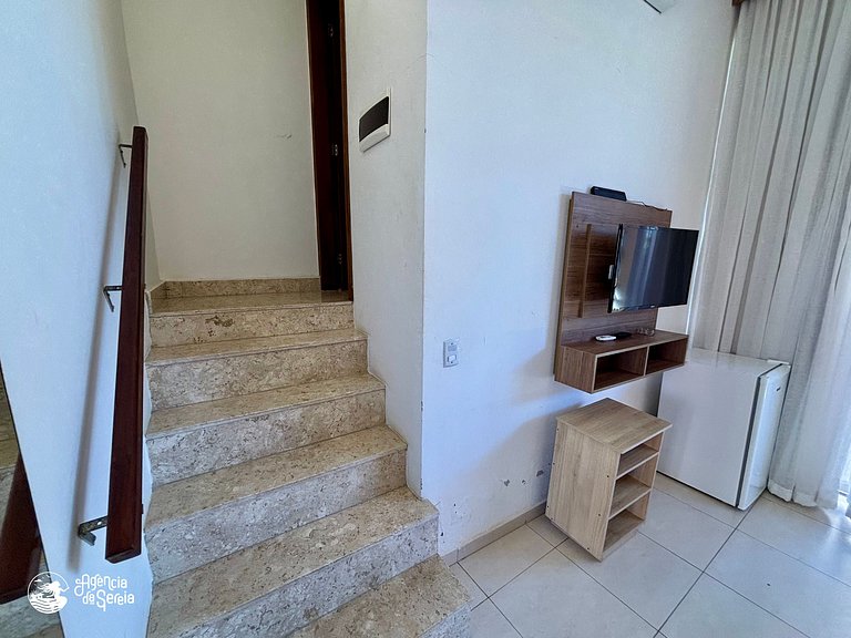 Studio casal c/ piscina no condomínio, 500m praia