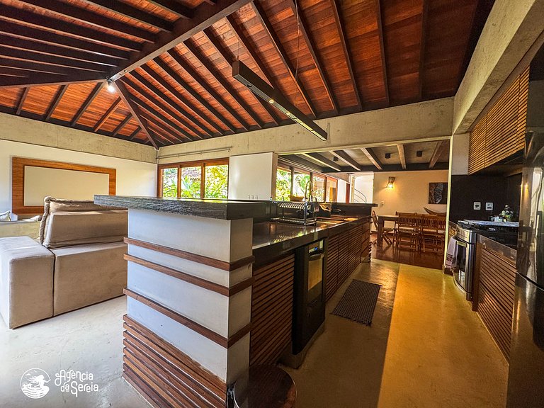 Casa pé na areia em cond perto da Vila de Ilhabela