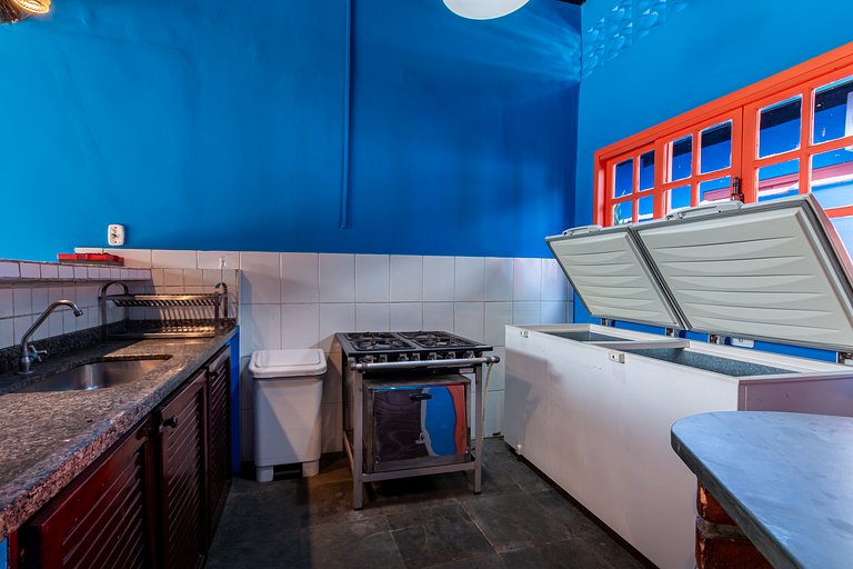 Casa com piscina compartilhada a 700m praia Curral