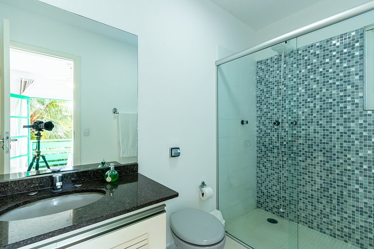 Casa com piscina compartilhada perto da praia