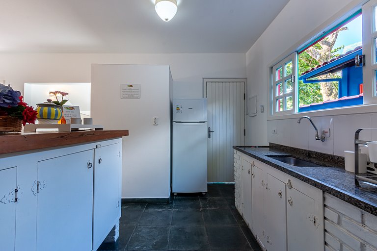 Casa com piscina compartilhada perto da praia