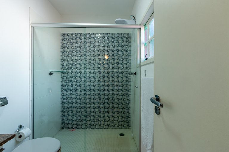 Casa com piscina compartilhada perto da praia