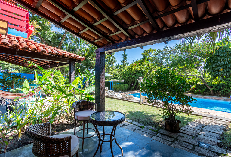 Casa com piscina compartilhada perto da praia